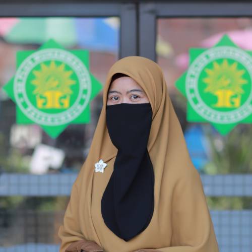 SUCI RAMADHANTI, S. Pd.,Gr